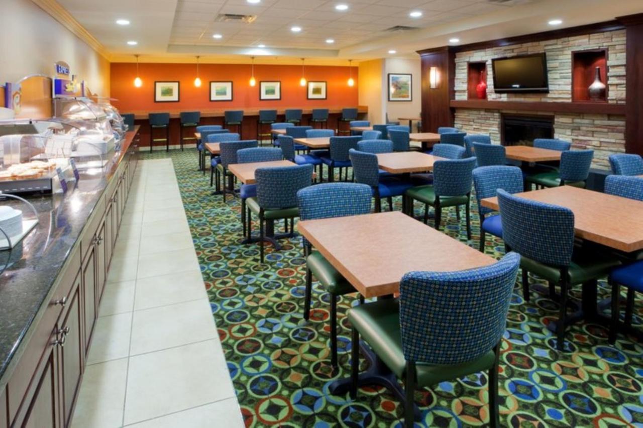 Holiday Inn Express Washington Dc Sw - Springfield By Ihg Extérieur photo