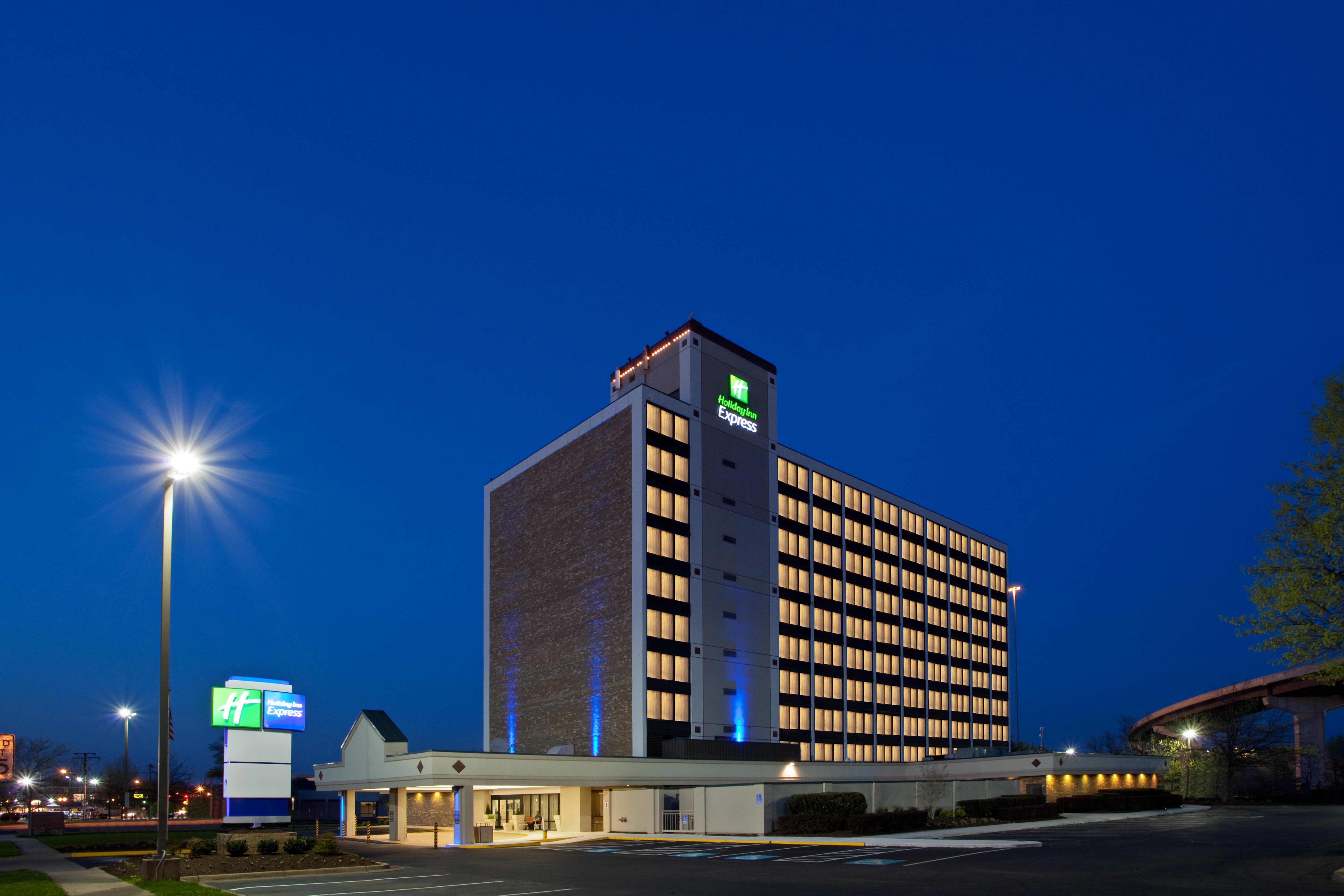 Holiday Inn Express Washington Dc Sw - Springfield By Ihg Extérieur photo
