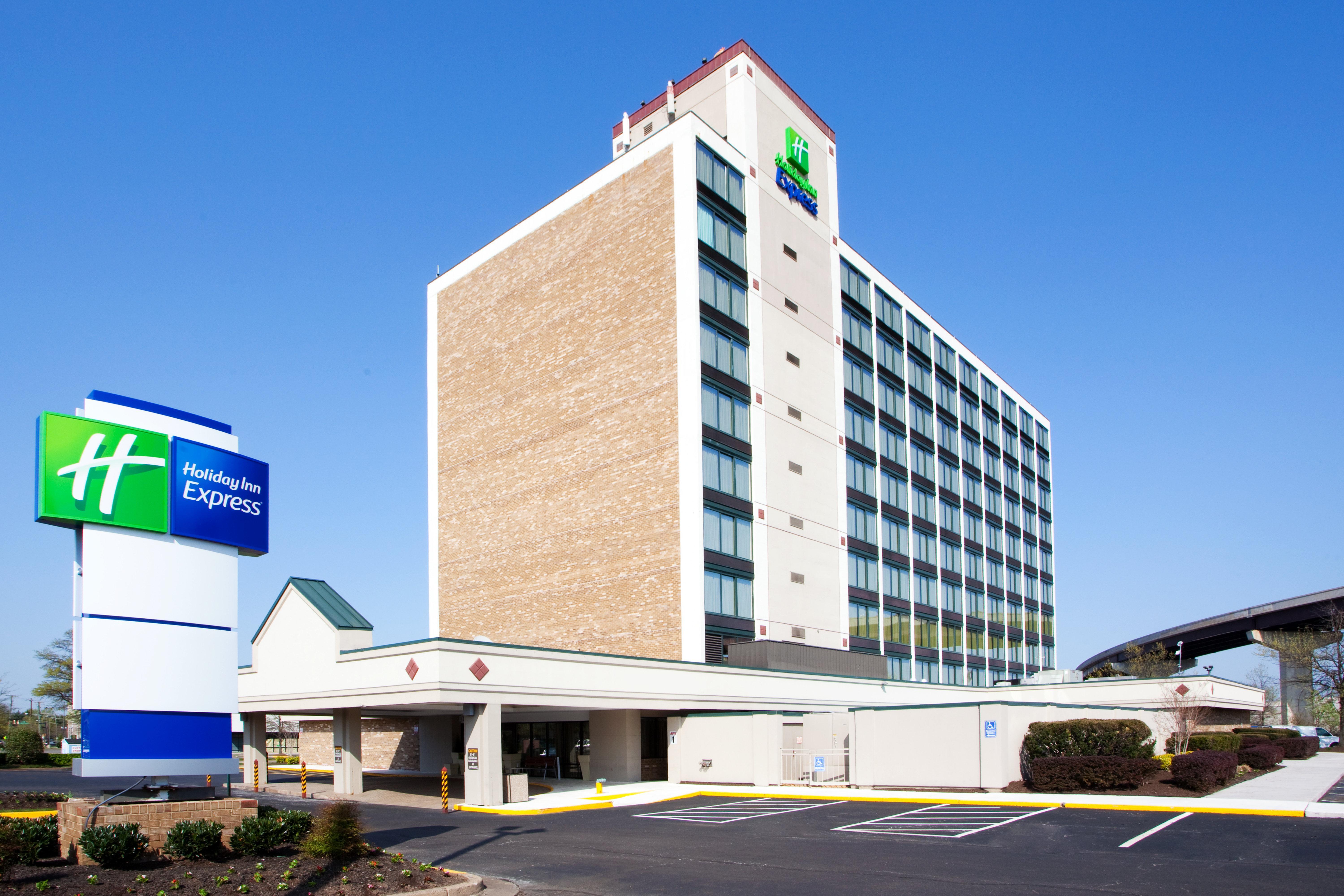 Holiday Inn Express Washington Dc Sw - Springfield By Ihg Extérieur photo