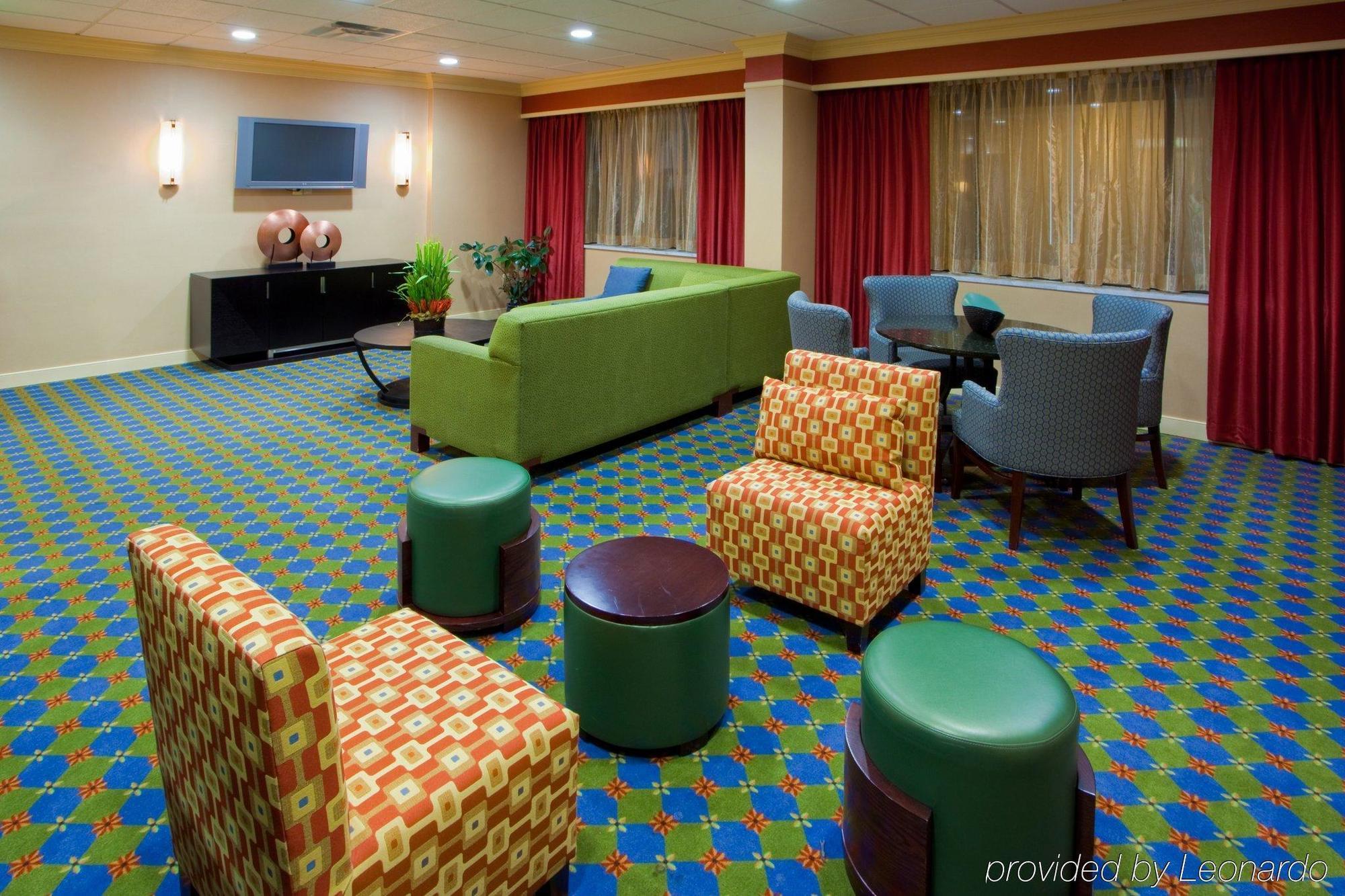 Holiday Inn Express Washington Dc Sw - Springfield By Ihg Extérieur photo